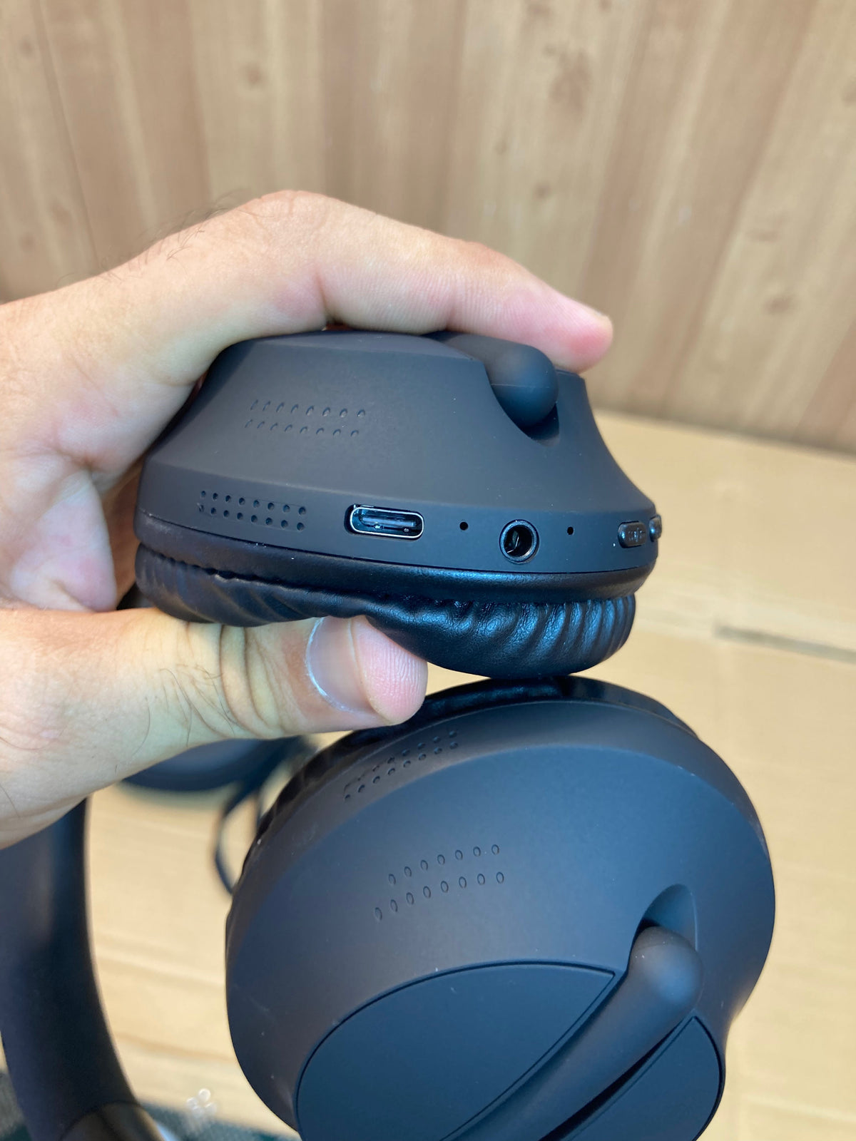 Bose 700 Noise Cancellation Headphones